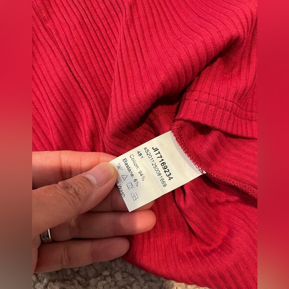 SHEIN Puff Sleeve Form Fitting Knitted Tee - Picture 4 of 9